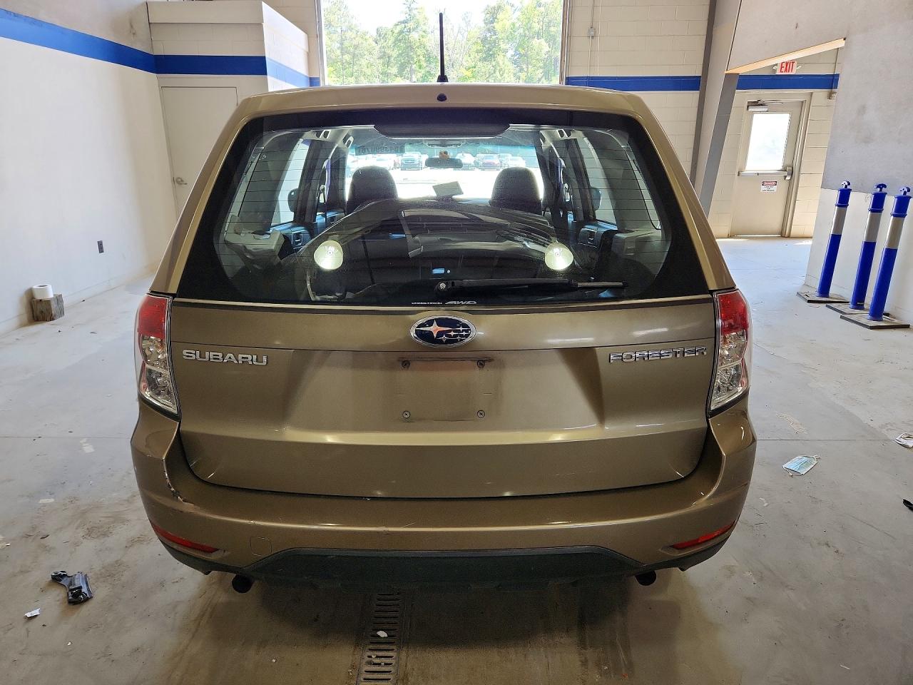 2009 Subaru Forester 2.5x Tan vin: JF2SH61699H765148