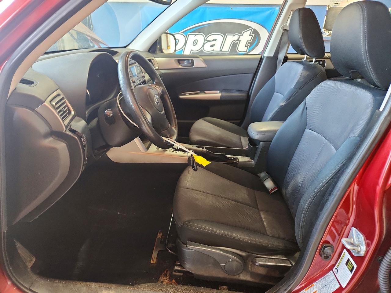 2009 Subaru Forester 2.5x Red vin: JF2SH61699H774397