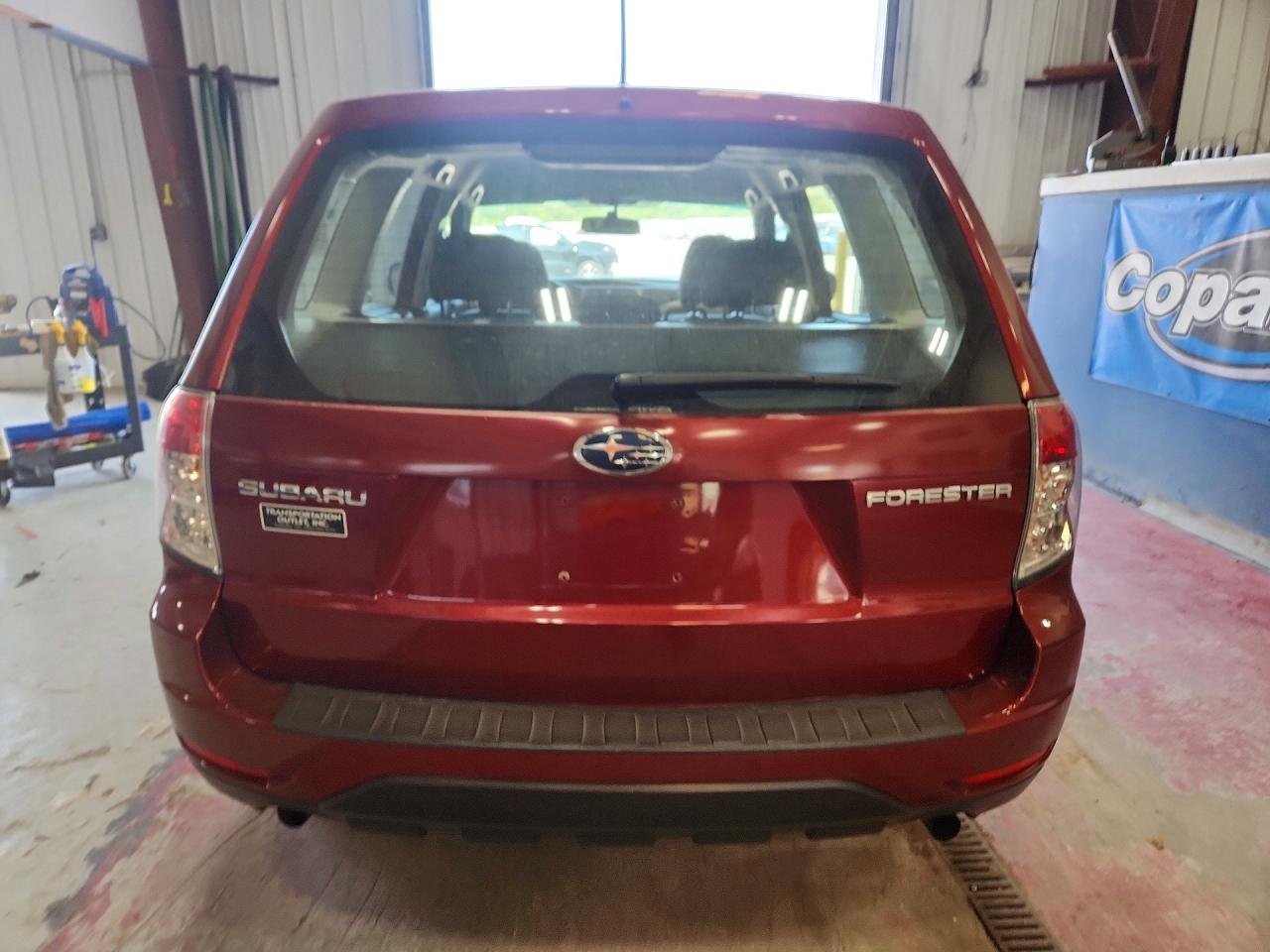 2009 Subaru Forester 2.5x Red vin: JF2SH61699H774397