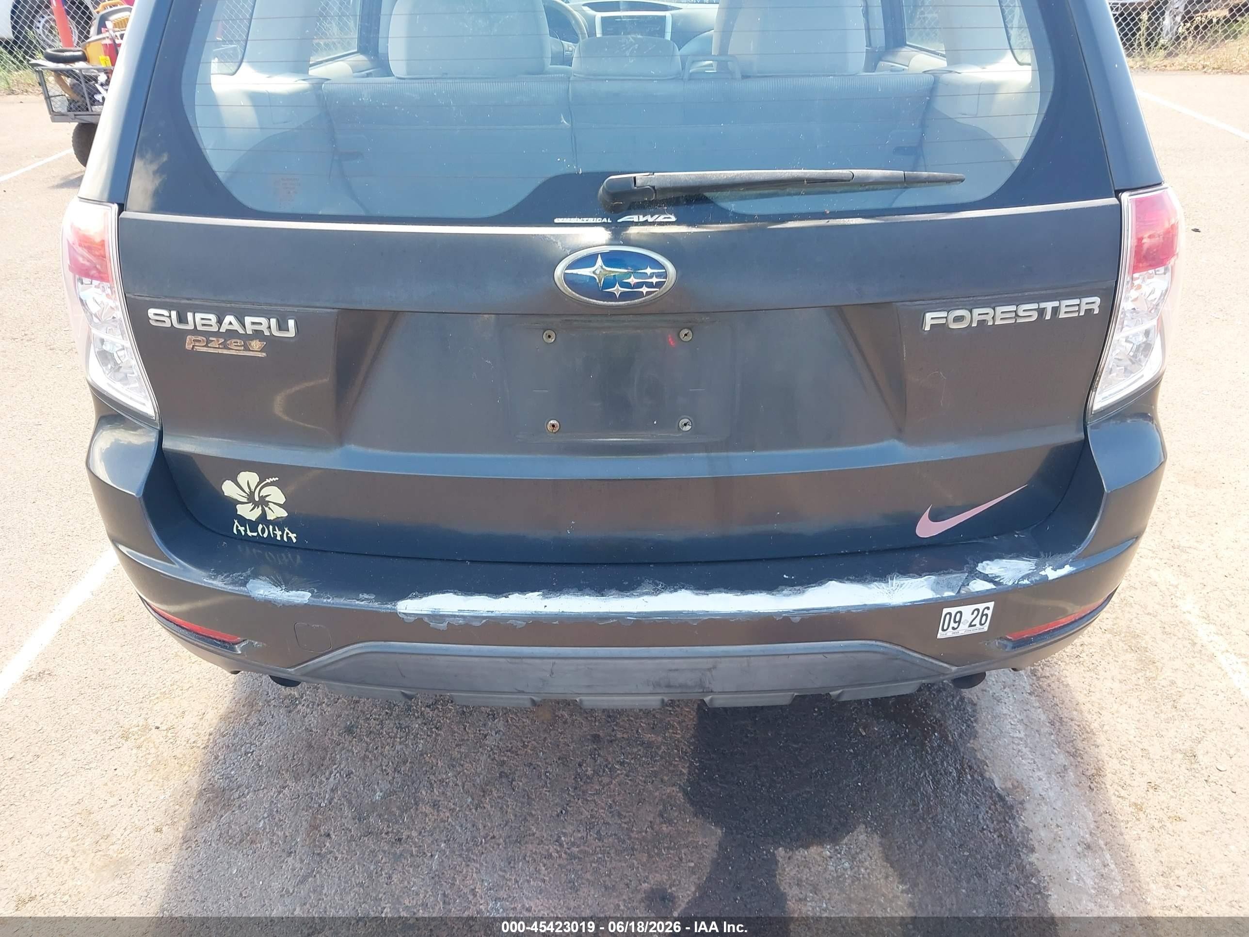 2009 Subaru Forester 2.5x Blue vin: JF2SH616X9H700406