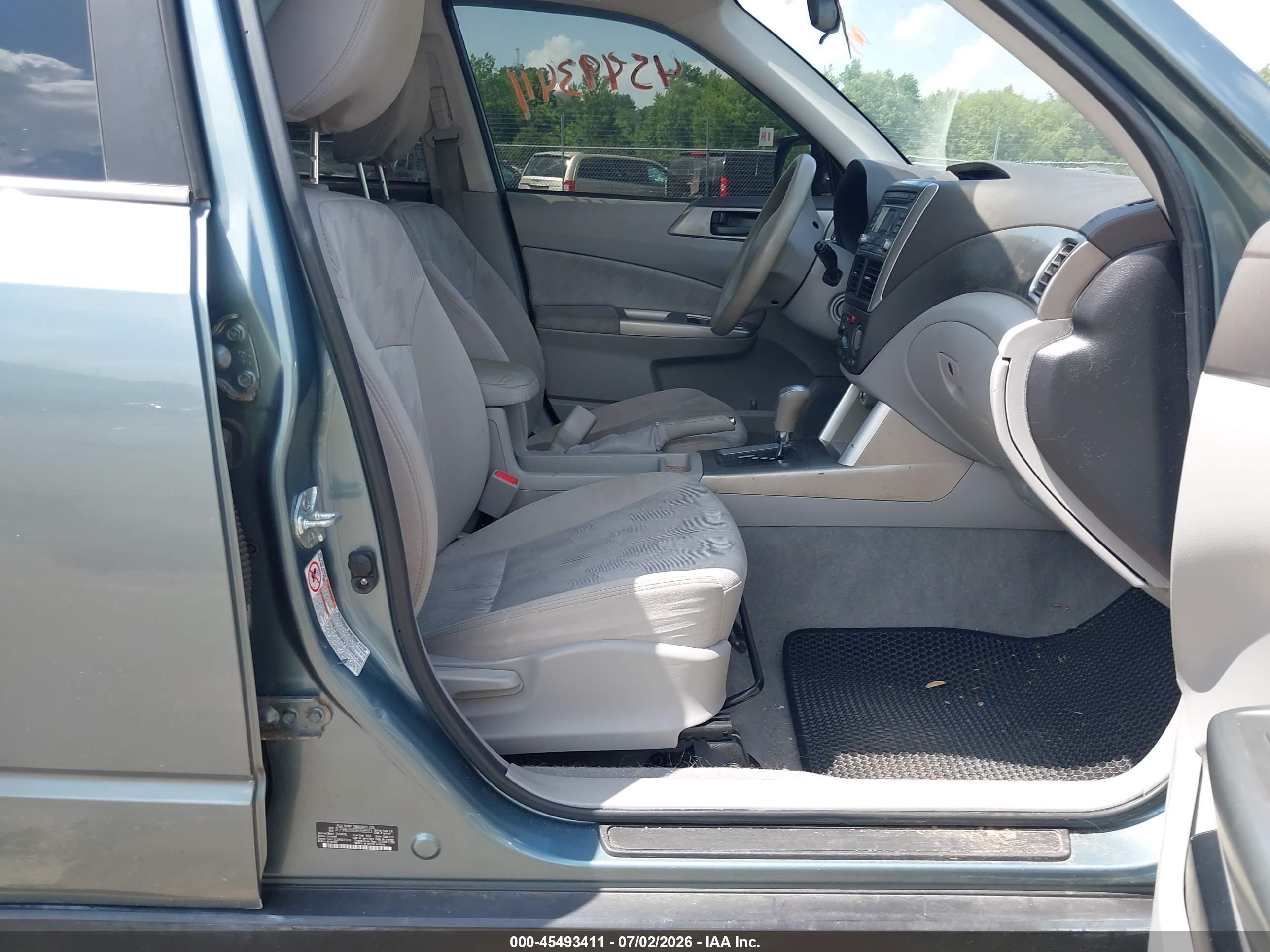 2009 Subaru Forester 2.5x Blue vin: JF2SH616X9H768933
