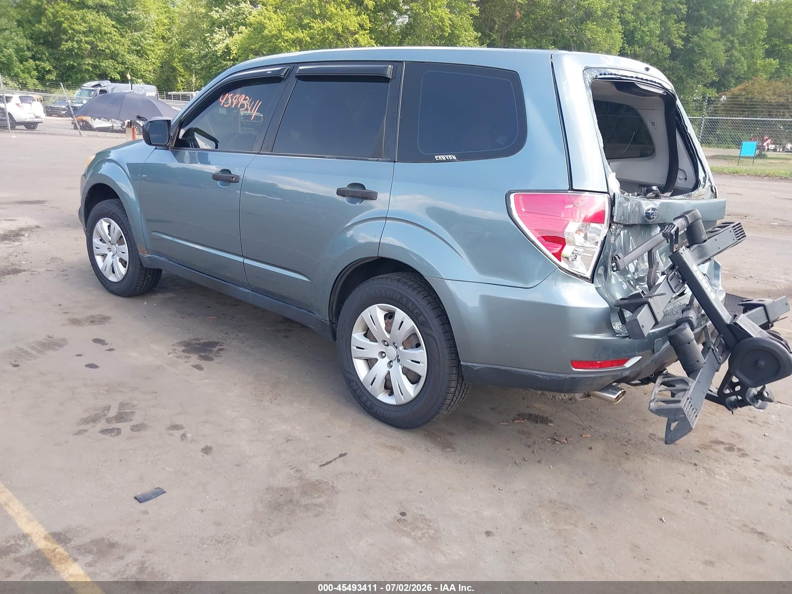 2009 Subaru Forester 2.5x Blue vin: JF2SH616X9H768933