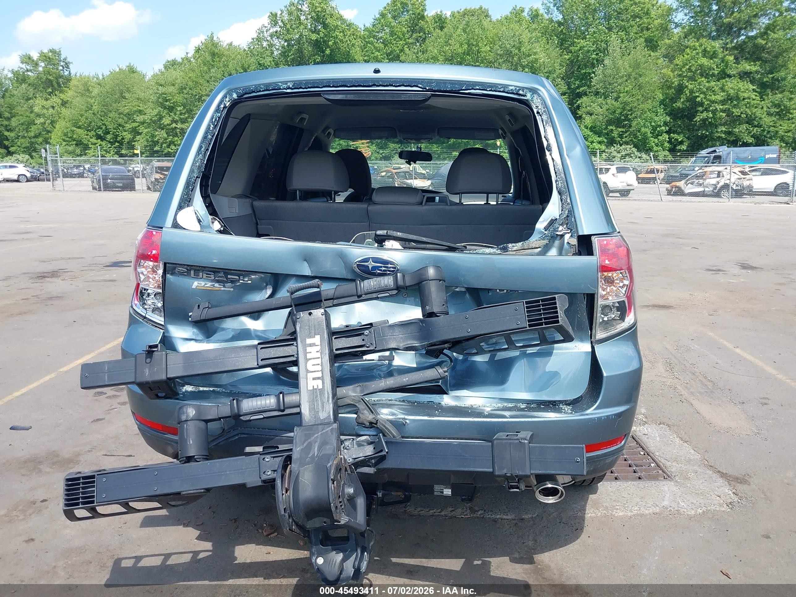 2009 Subaru Forester 2.5x Blue vin: JF2SH616X9H768933