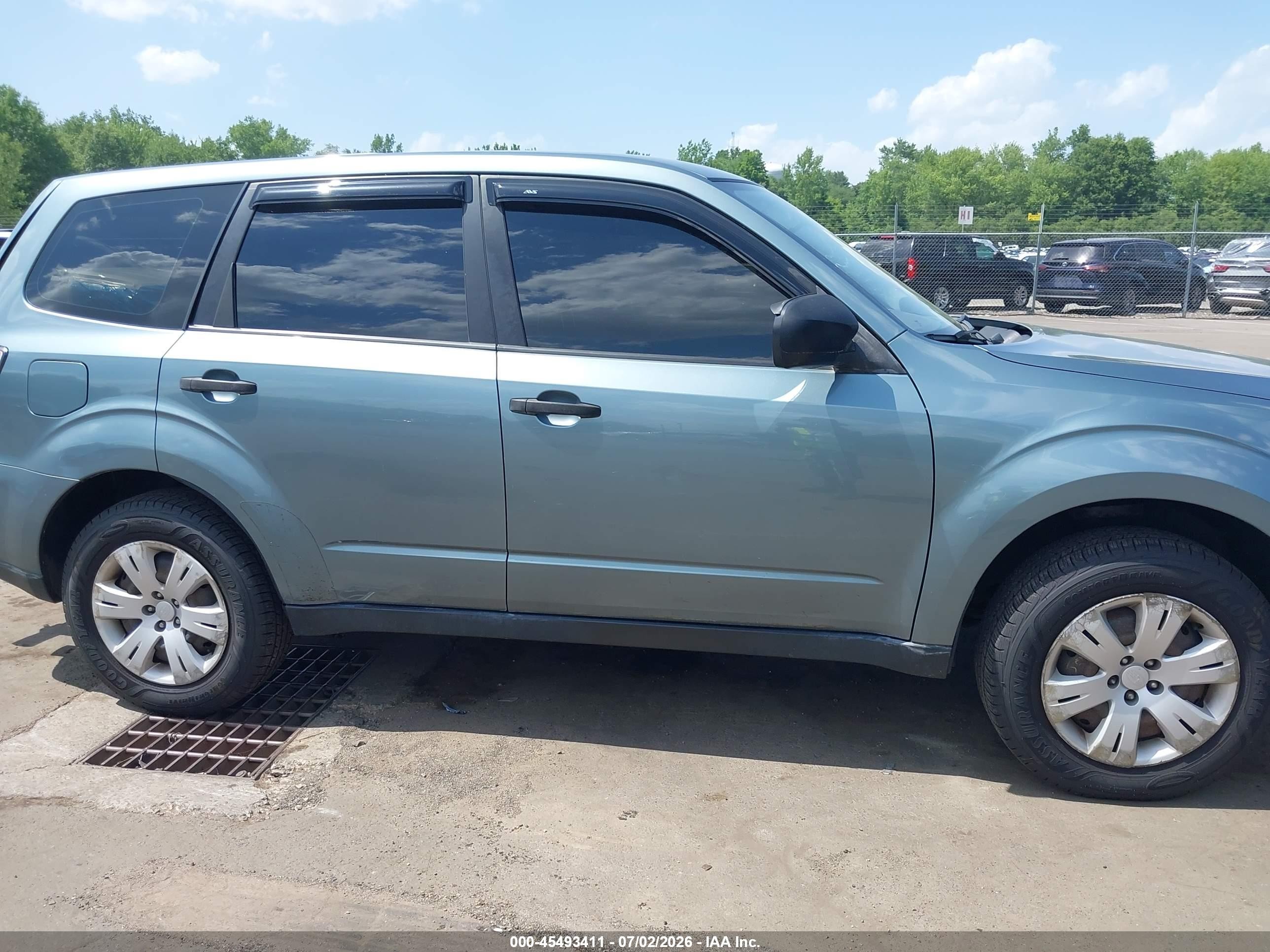 2009 Subaru Forester 2.5x Blue vin: JF2SH616X9H768933