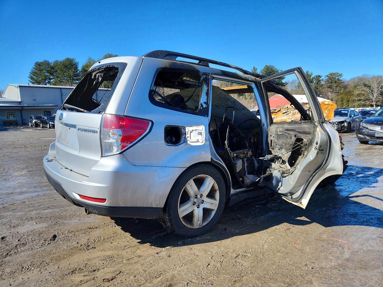 2009 Subaru Forester 2.5x Premium Silver vin: JF2SH63609H754312