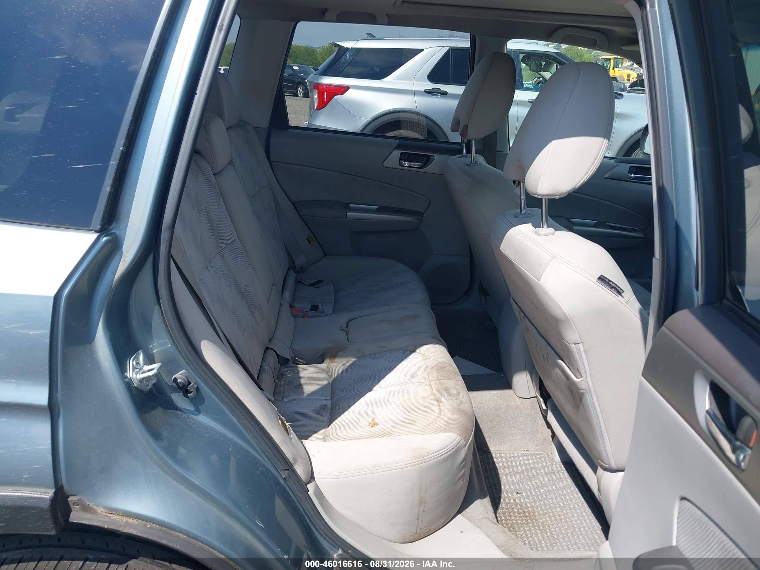 2009 Subaru Forester 2.5x Light Blue vin: JF2SH63609H755959