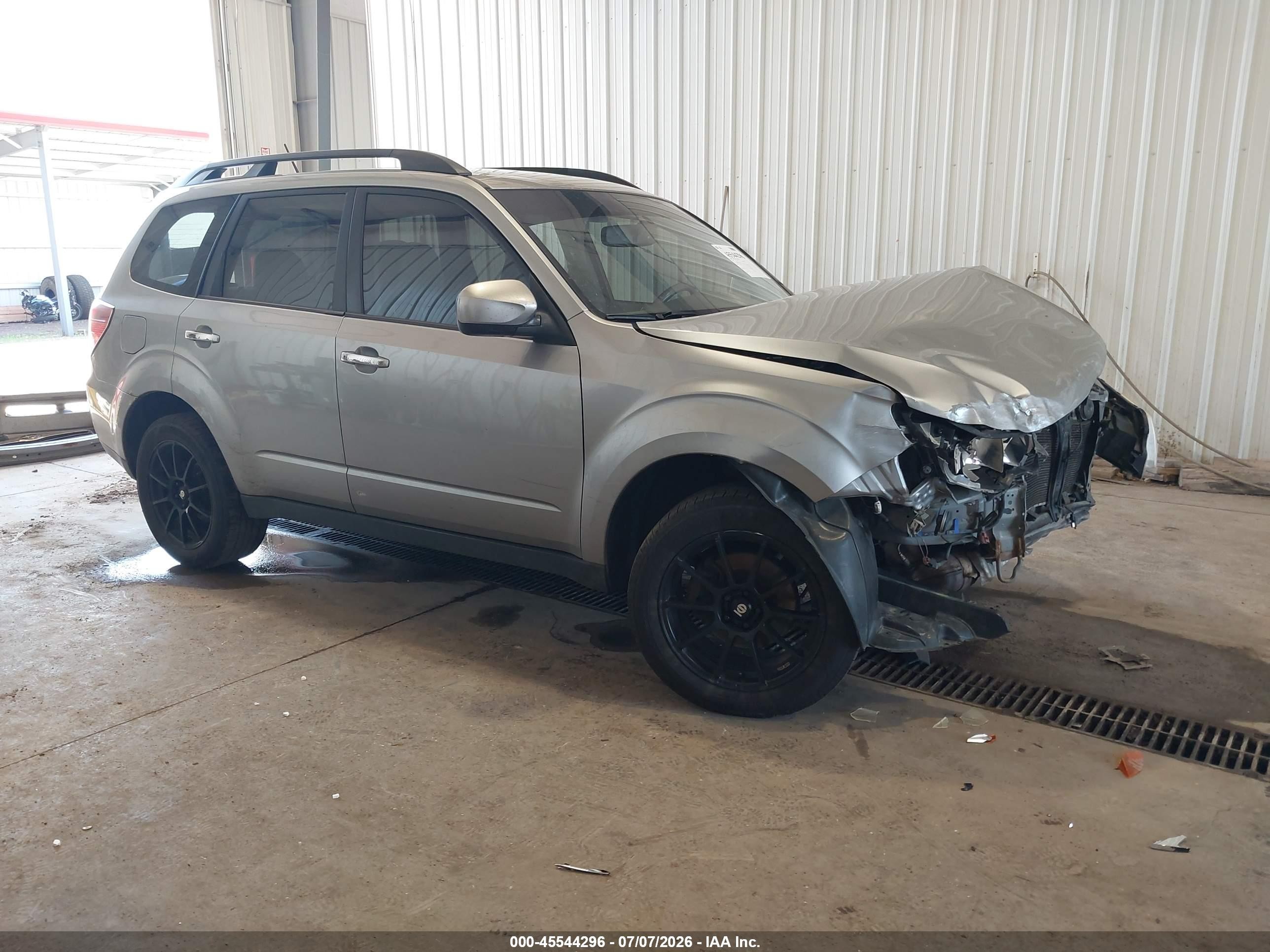 2009 Subaru Forester 2.5x Серый vin: JF2SH63619H714546
