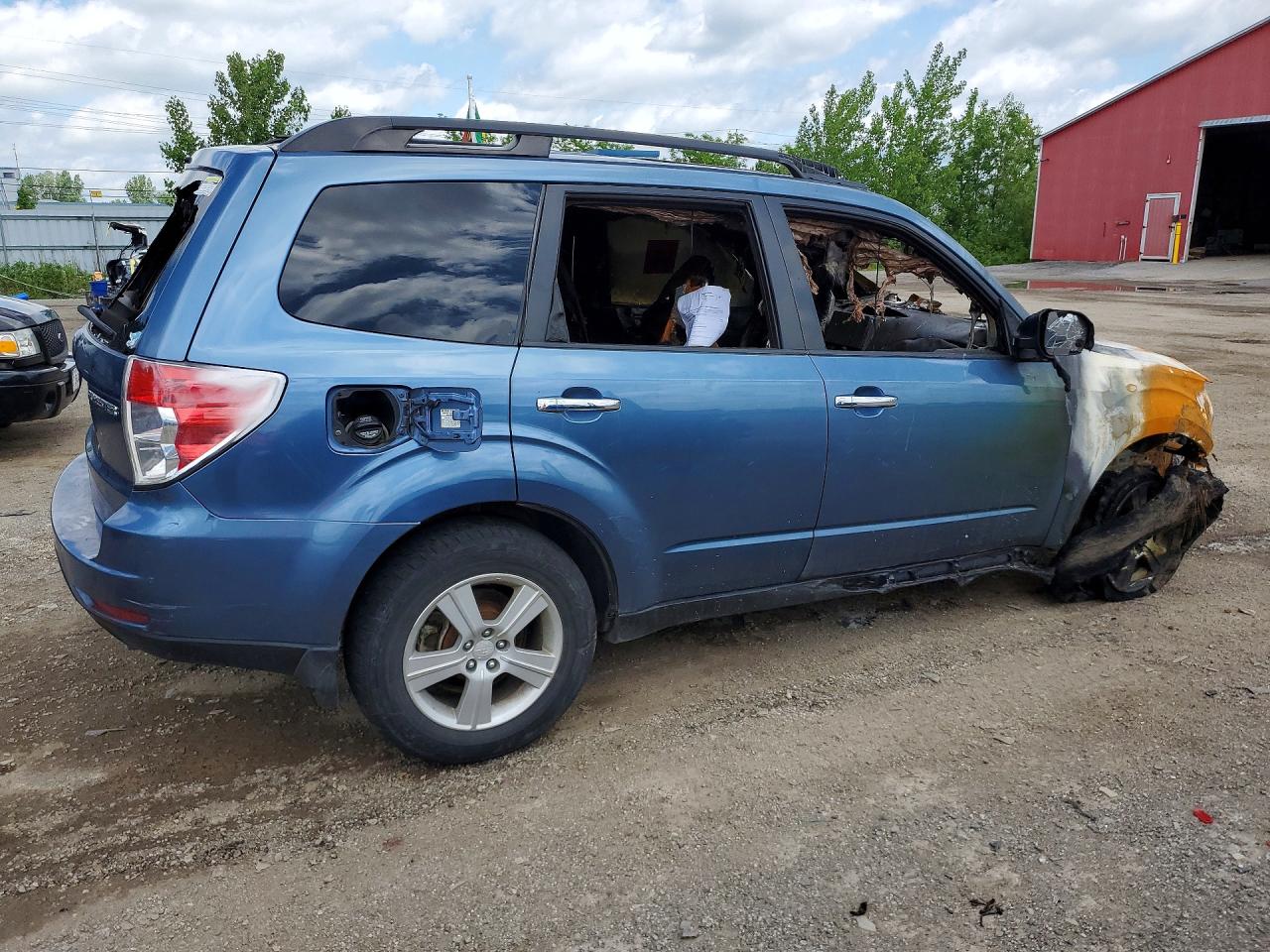 2009 Subaru Forester 2.5x Premium Blue vin: JF2SH63619H737146