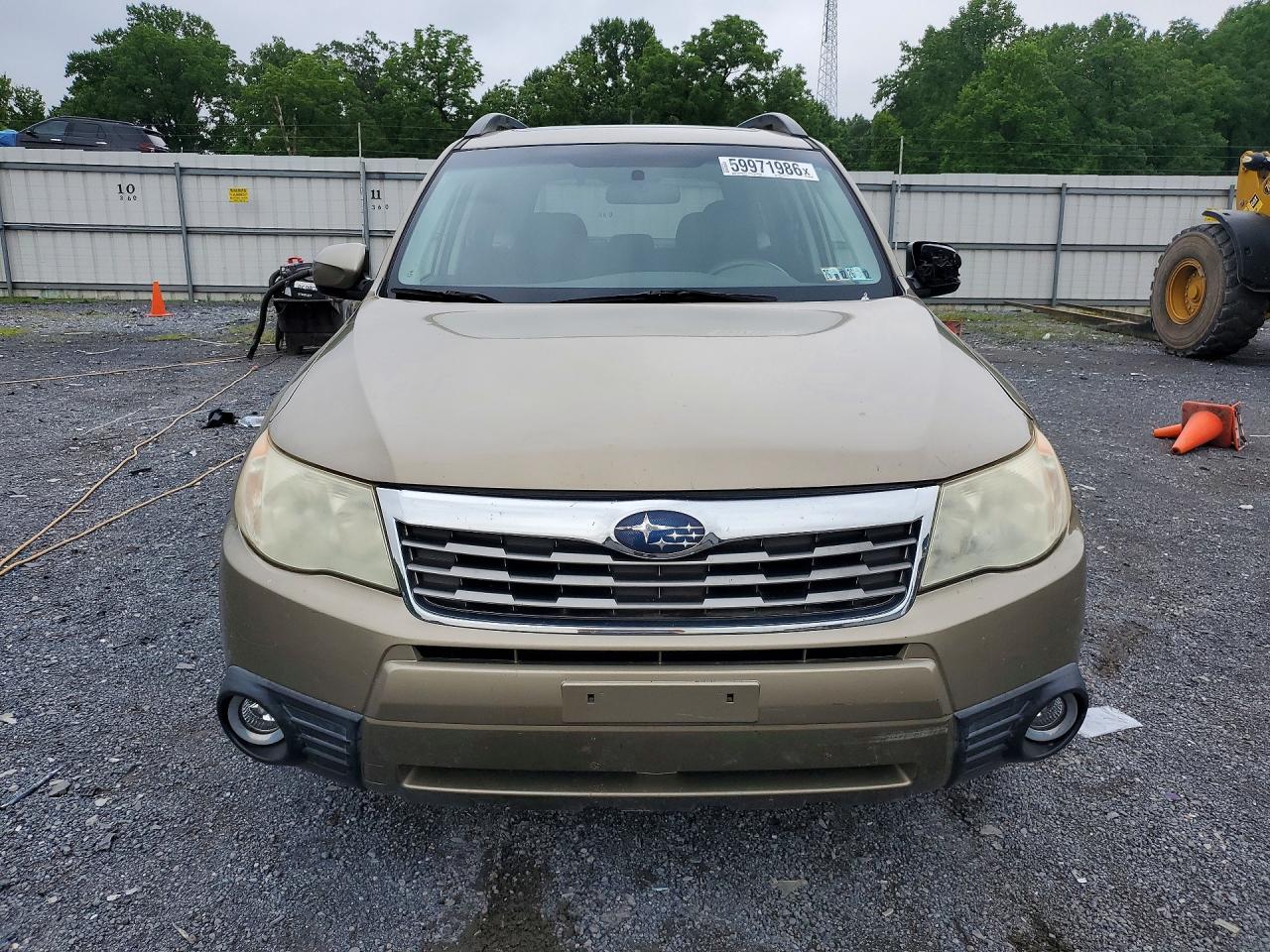 2009 Subaru Forester 2.5x Premium Gold vin: JF2SH63619H760152