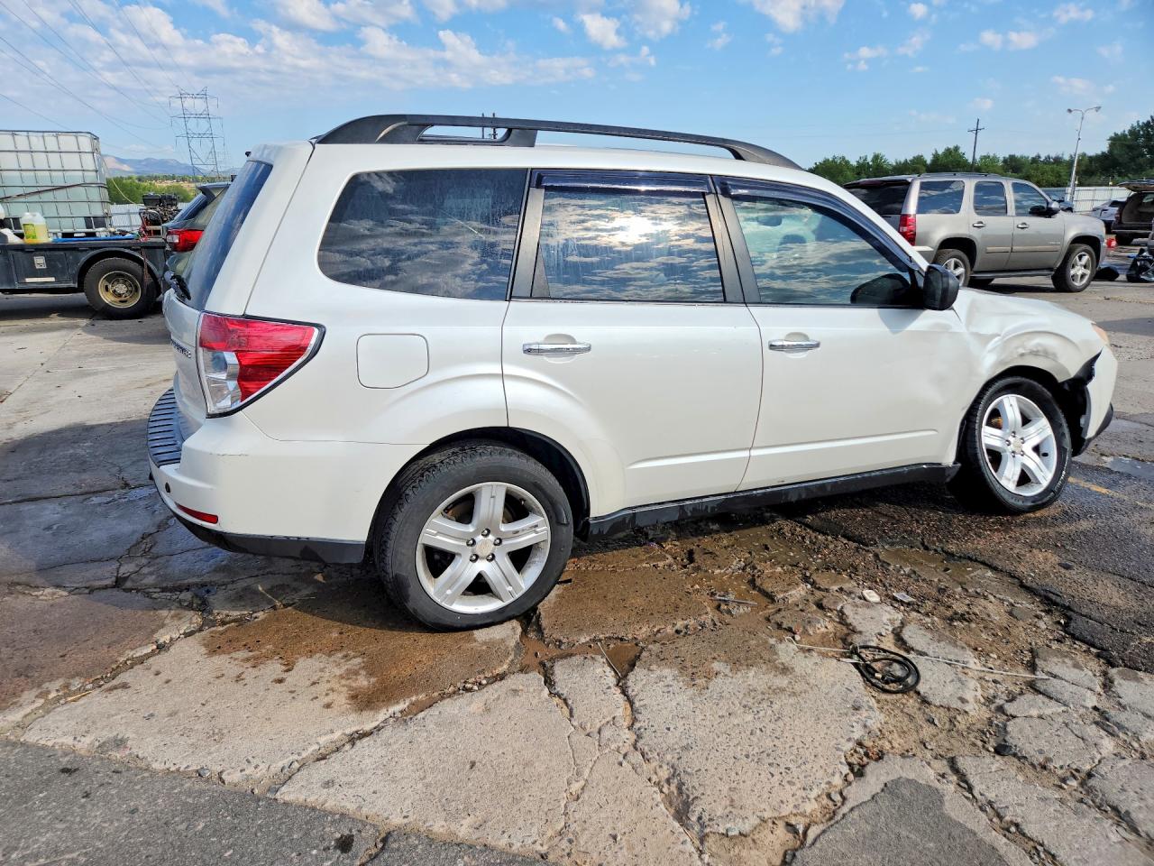2009 Subaru Forester 2.5x Premium Белый vin: JF2SH63629G794140
