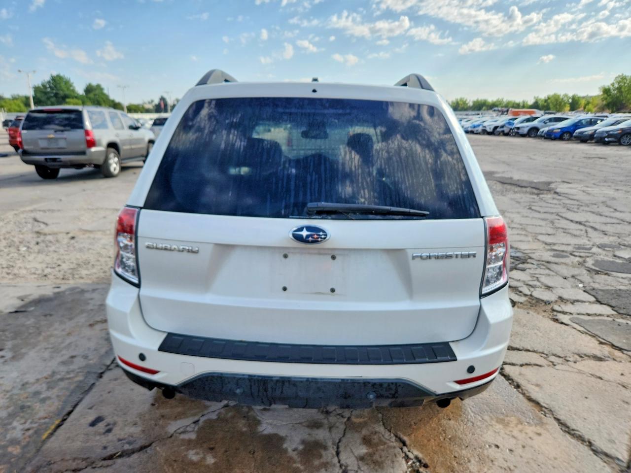 2009 Subaru Forester 2.5x Premium Белый vin: JF2SH63629G794140