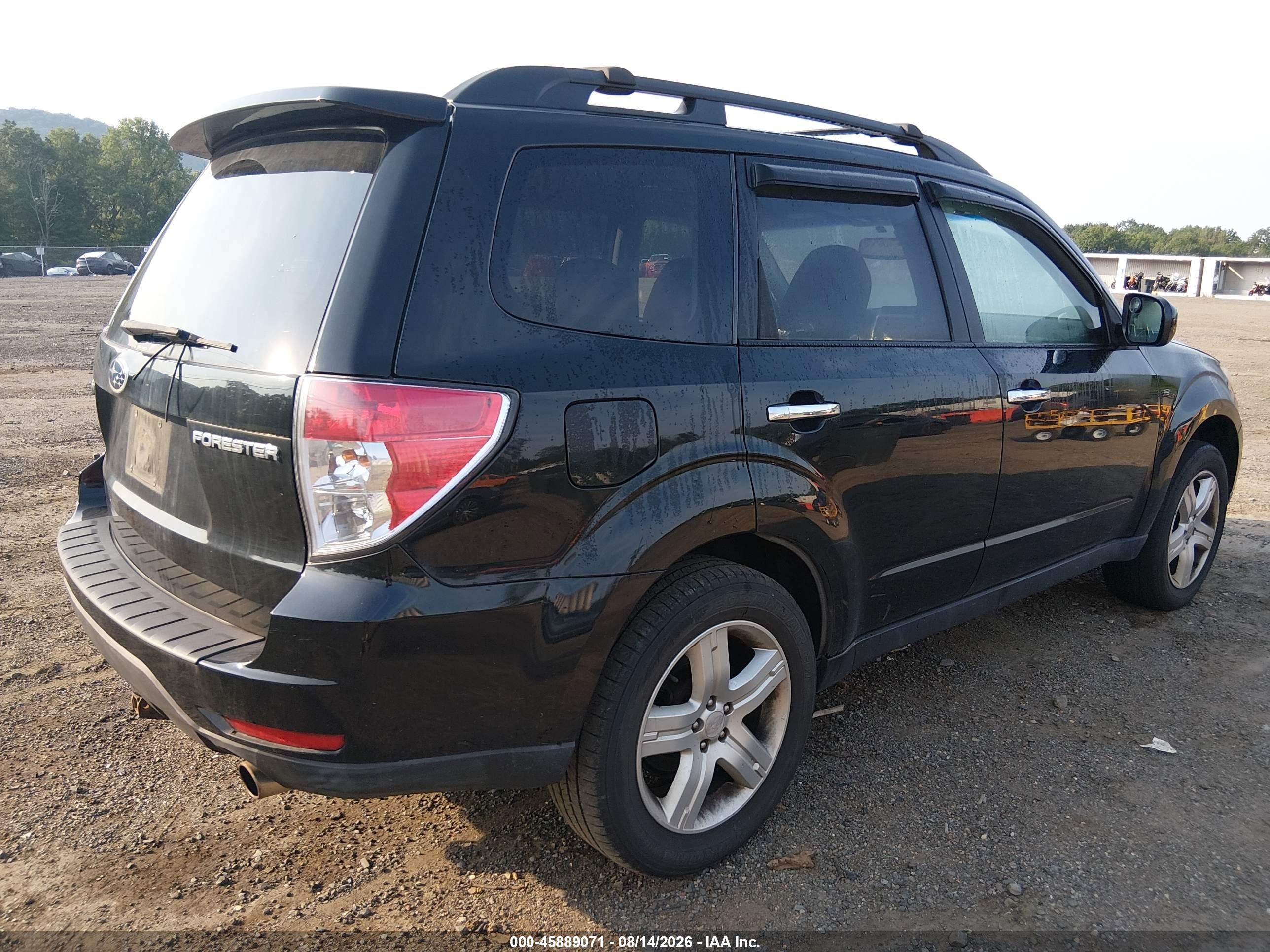 2009 Subaru Forester 2.5x Black vin: JF2SH63629H745076
