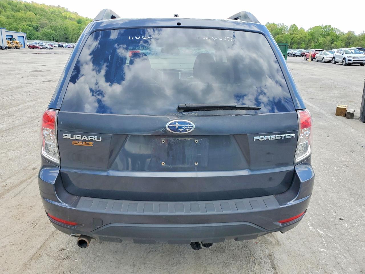 2009 Subaru Forester 2.5x Premium Gray vin: JF2SH63639H733826