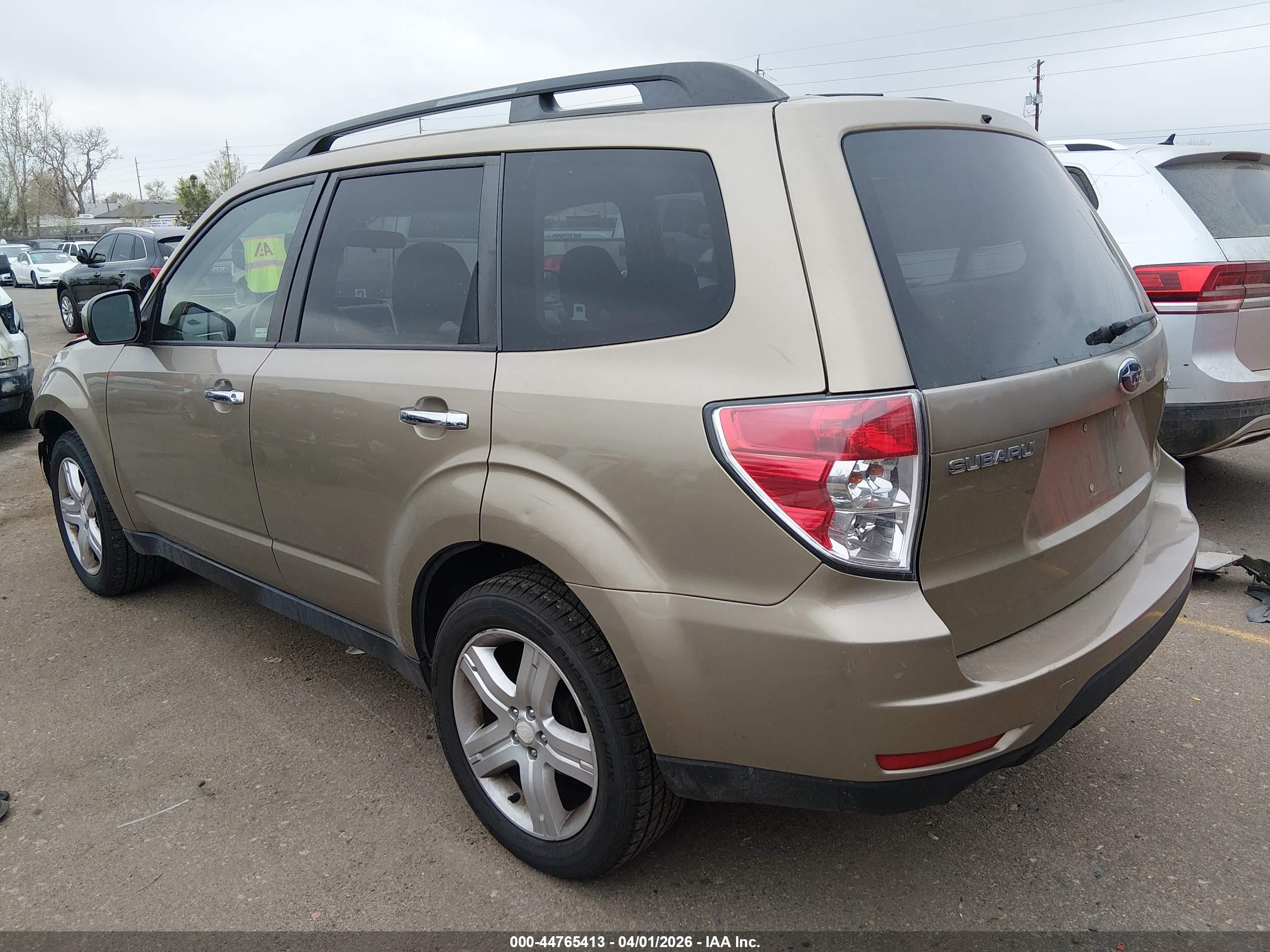 2009 Subaru Forester 2.5x Champagne vin: JF2SH63639H763280