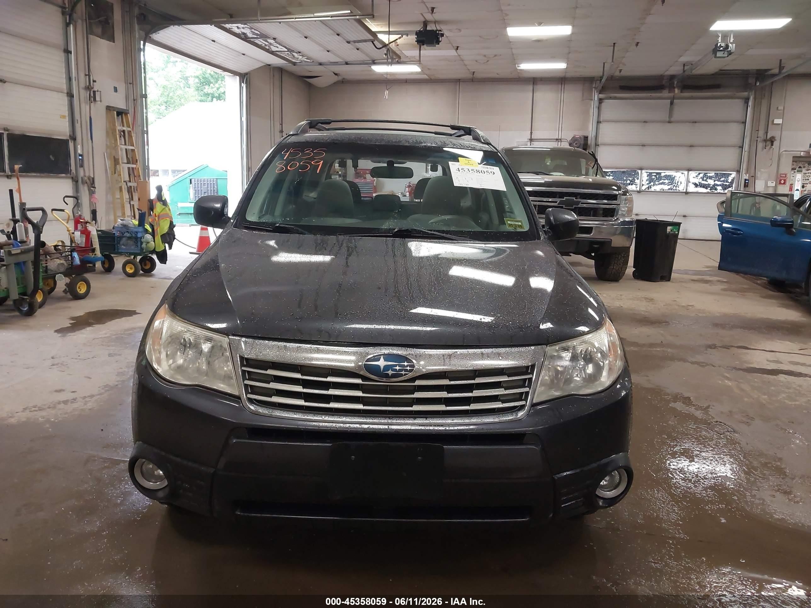 2009 Subaru Forester 2.5x Blue vin: JF2SH63639H788440