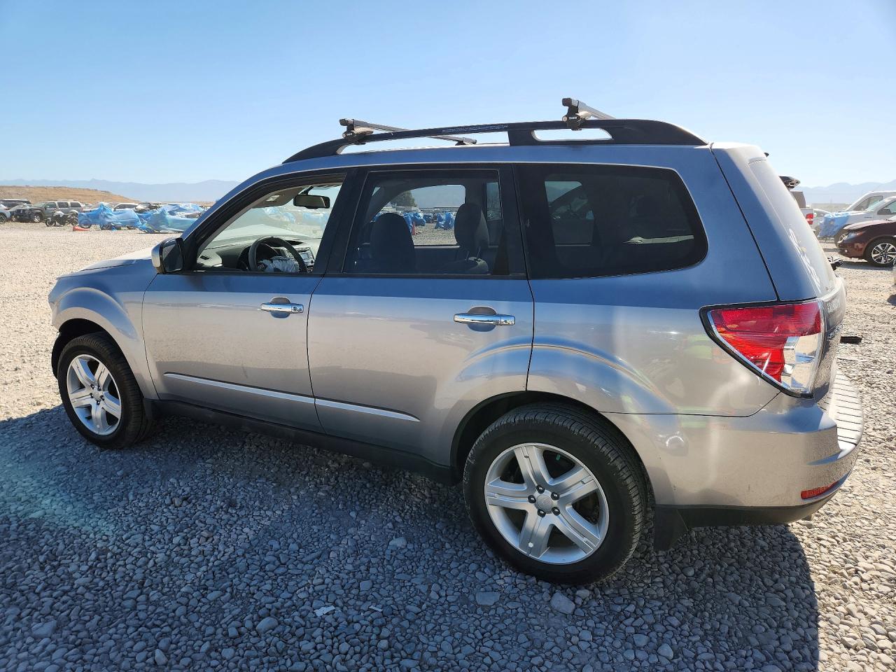 2009 Subaru Forester 2.5x Premium Серебряный vin: JF2SH63649G729466