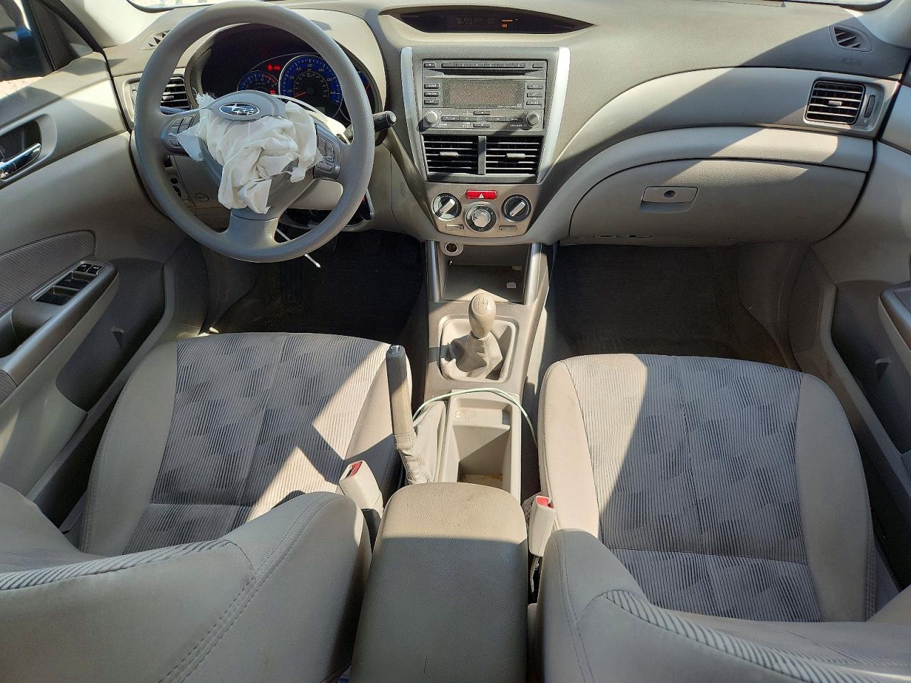 2009 Subaru Forester 2.5x Premium Серебряный vin: JF2SH63649G729466