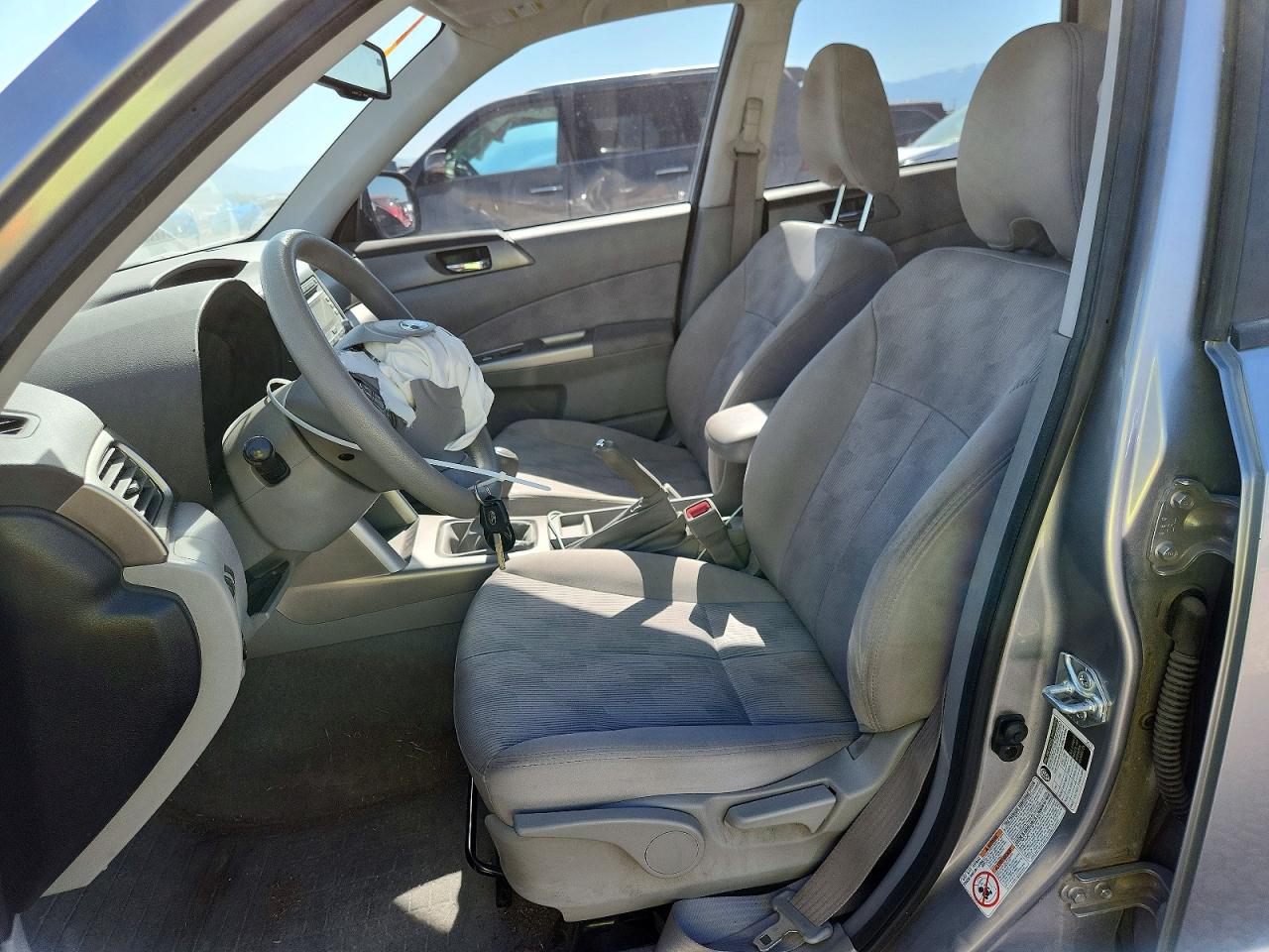 2009 Subaru Forester 2.5x Premium Серебряный vin: JF2SH63649G729466