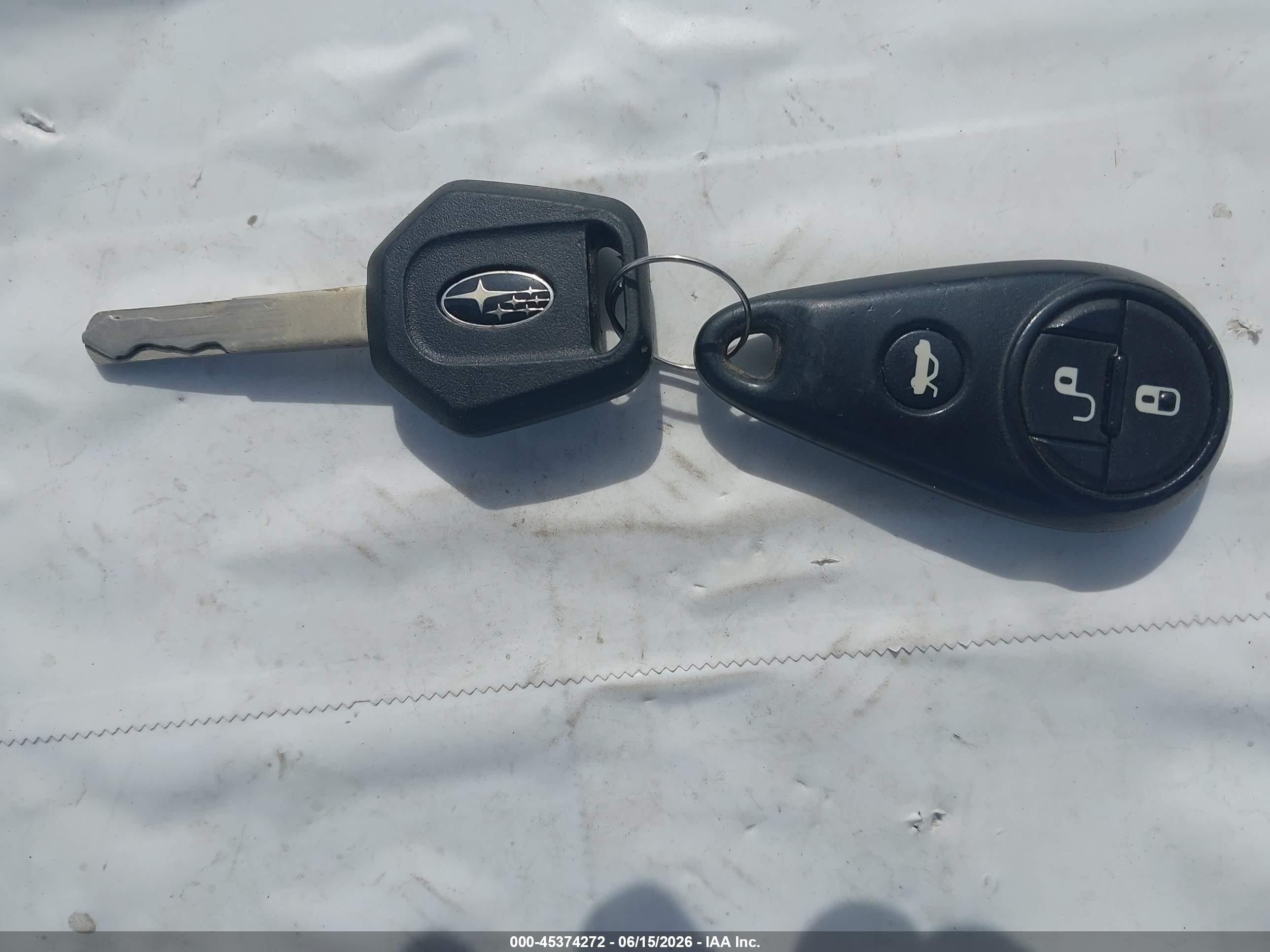 2009 Subaru Forester 2.5x Silver vin: JF2SH63649H728232