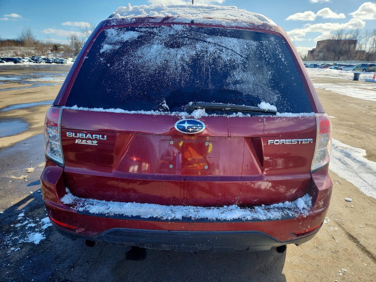 2009 Subaru Forester Red vin: JF2SH63649H761120
