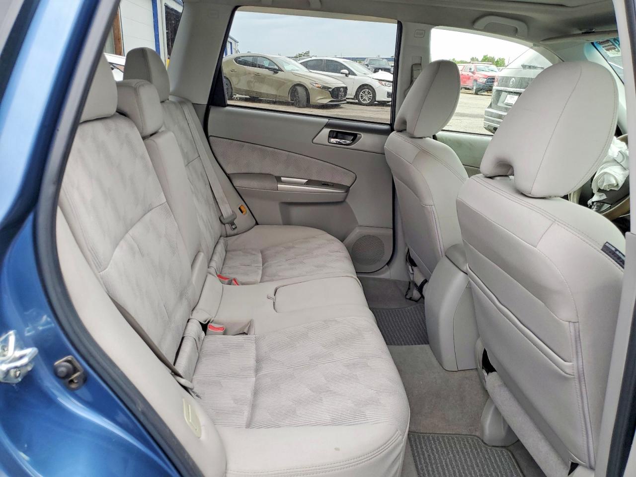 2009 Subaru Forester 2.5x Premium Blue vin: JF2SH63649H765880