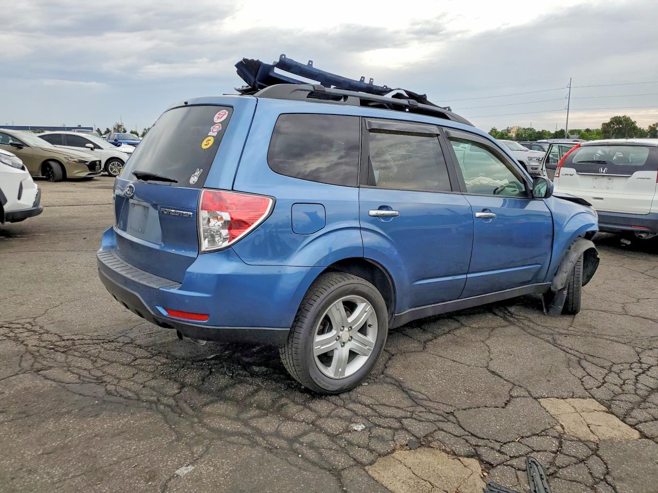 2009 Subaru Forester 2.5x Premium Blue vin: JF2SH63649H765880