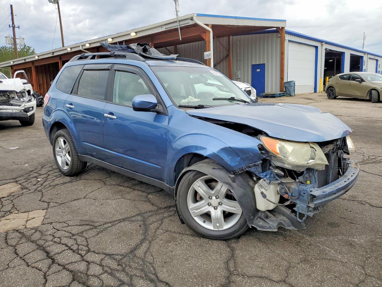 2009 Subaru Forester 2.5x Premium Blue vin: JF2SH63649H765880