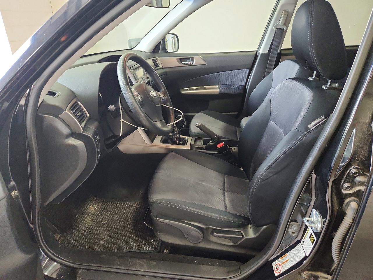 2009 Subaru Forester 2.5x Premium Black vin: JF2SH63659G718797