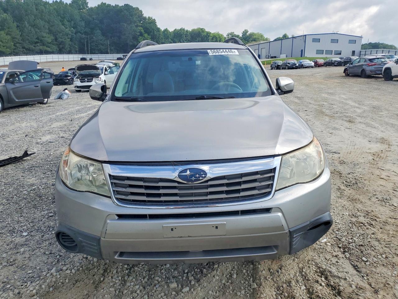 2009 Subaru Forester 2.5x Premium Silver vin: JF2SH63659H721581
