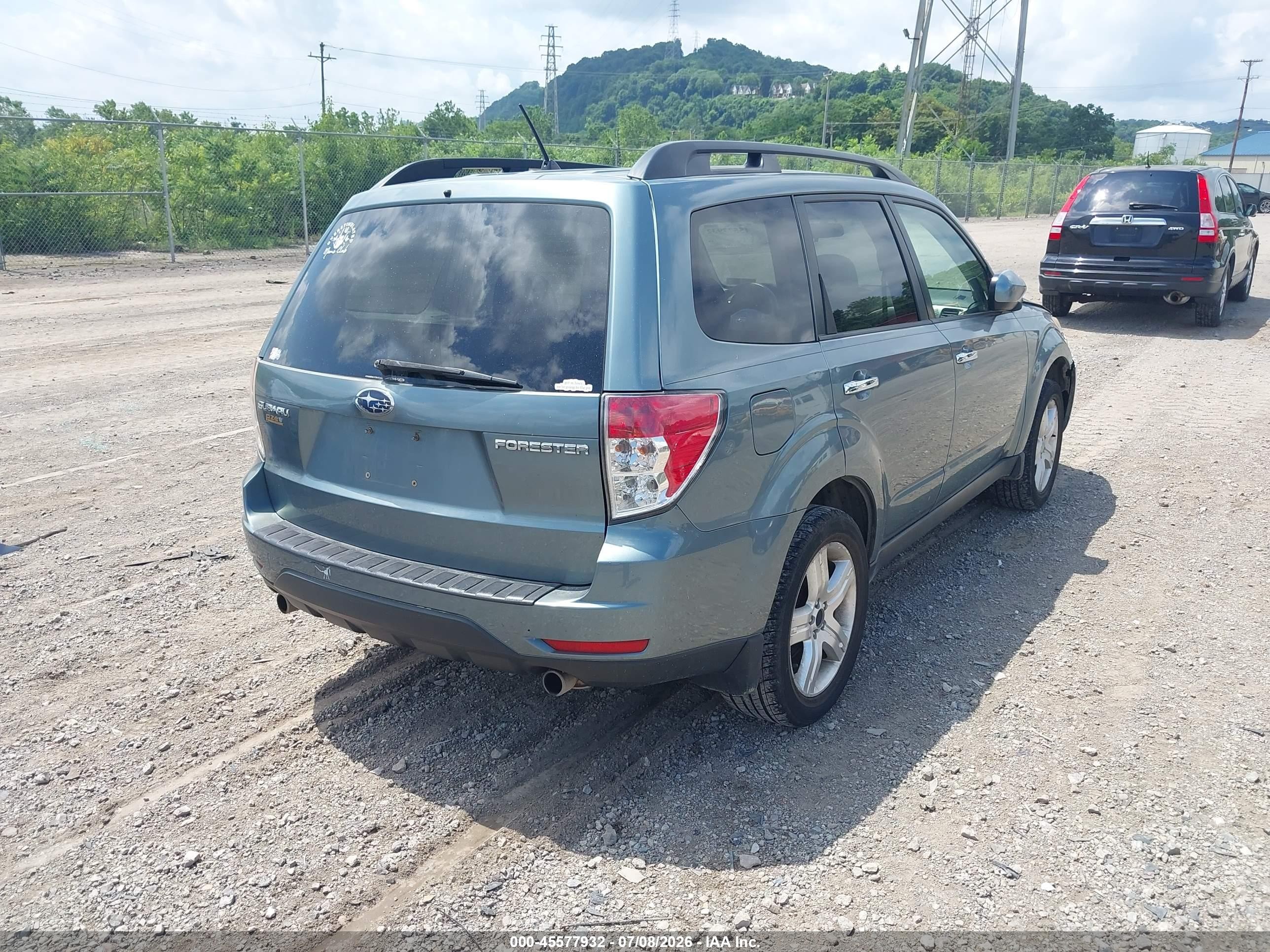 2009 Subaru Forester 2.5x Green vin: JF2SH63659H769694