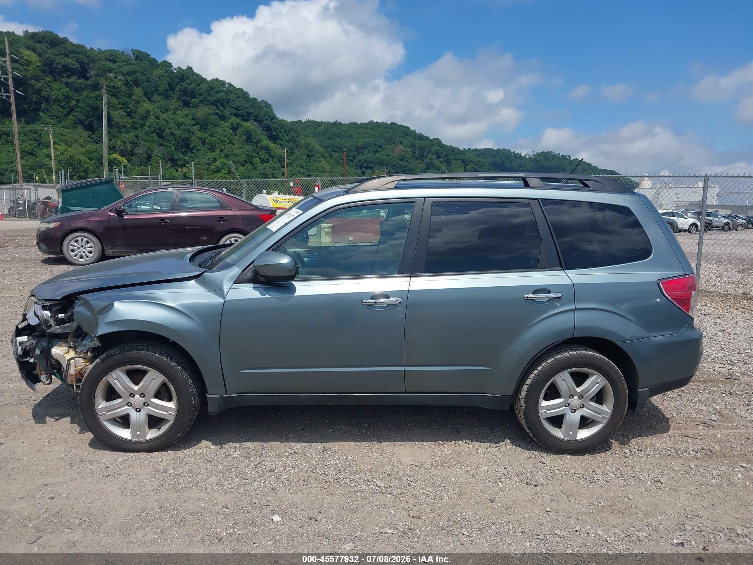 2009 Subaru Forester 2.5x Green vin: JF2SH63659H769694
