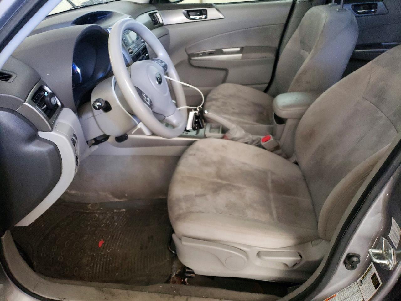 2009 Subaru Forester 2.5x Premium Silver vin: JF2SH63669H711240