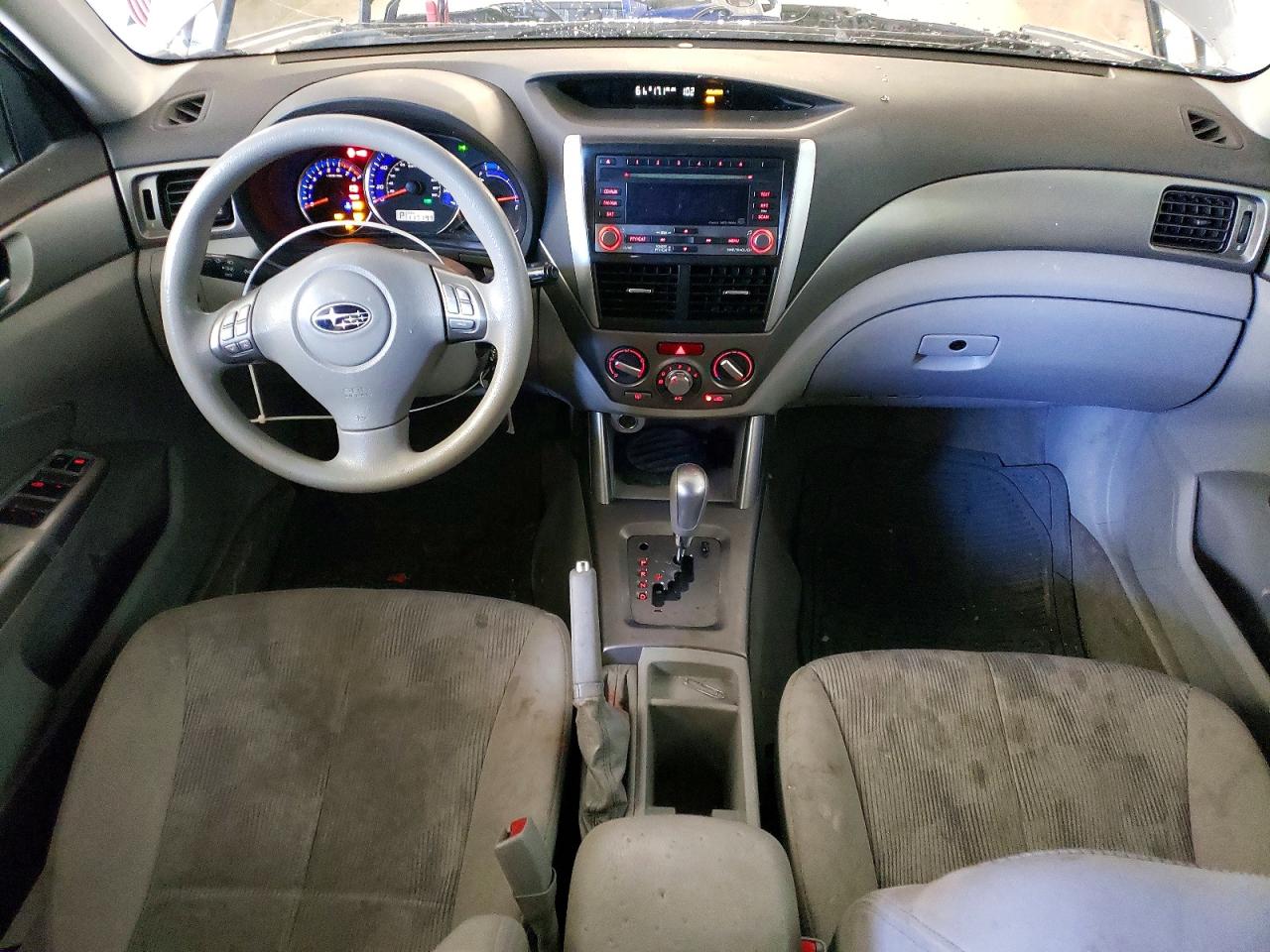 2009 Subaru Forester 2.5x Premium Silver vin: JF2SH63669H711240