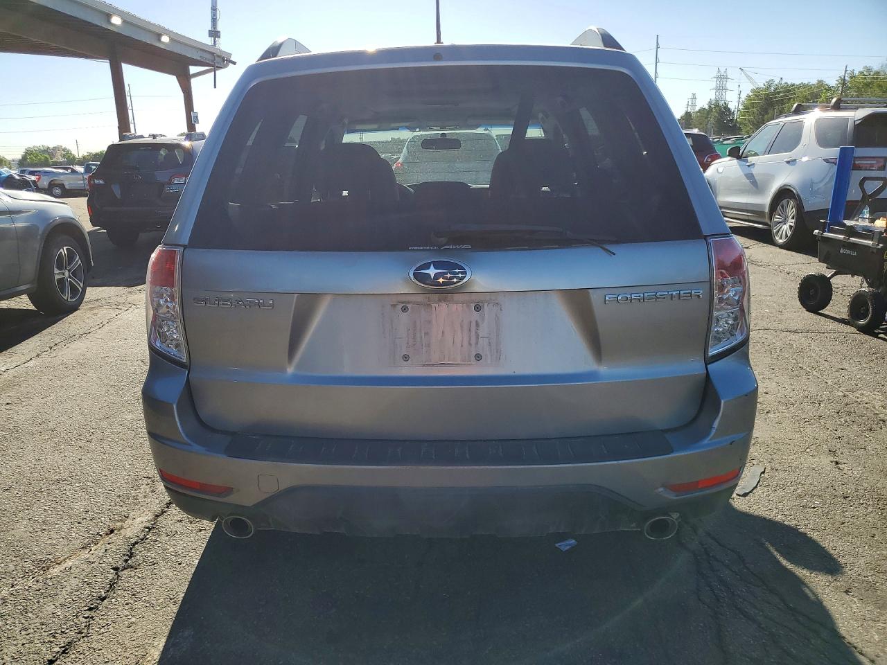 2009 Subaru Forester 2.5x Premium Silver vin: JF2SH63669H724876