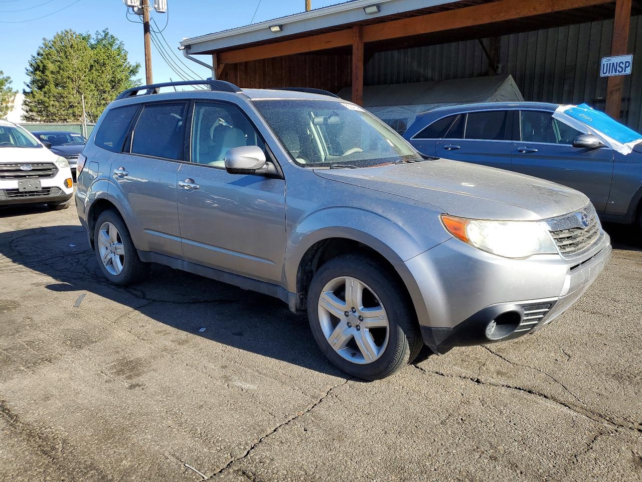 2009 Subaru Forester 2.5x Premium Silver vin: JF2SH63669H724876