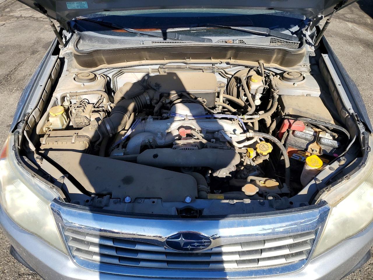2009 Subaru Forester 2.5x Premium Silver vin: JF2SH63669H724876