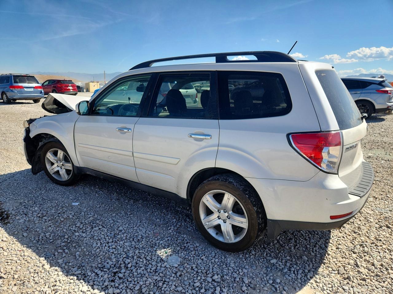 2009 Subaru Forester 2.5x Premium Белый vin: JF2SH63669H757991