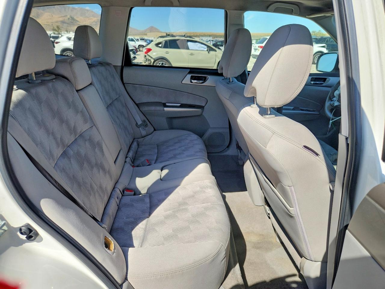 2009 Subaru Forester 2.5x Premium Белый vin: JF2SH63669H757991