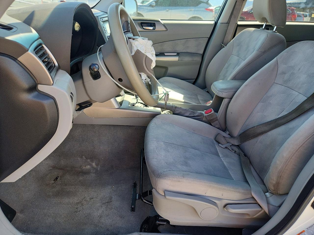 2009 Subaru Forester 2.5x Premium Белый vin: JF2SH63669H757991