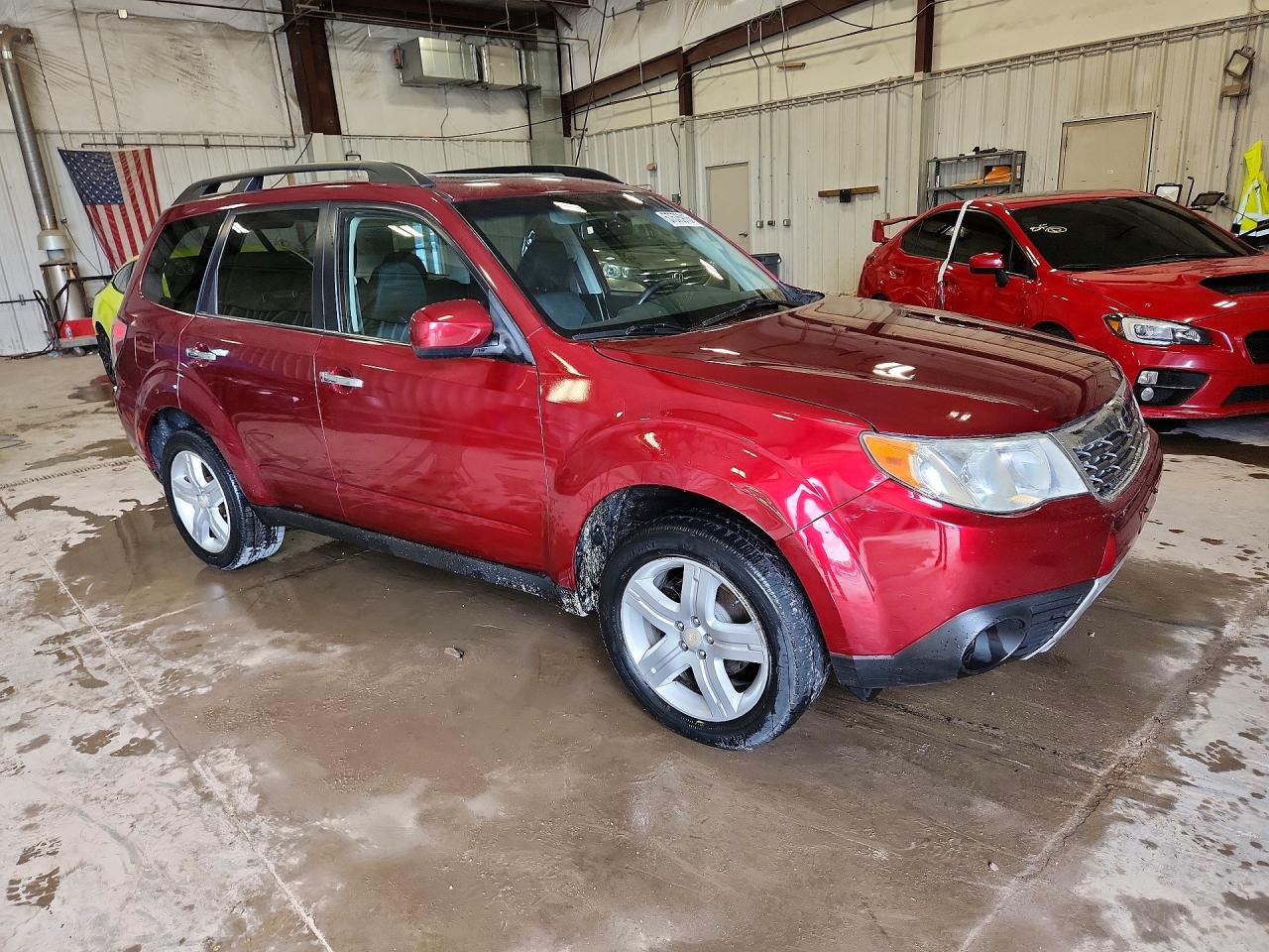 2009 Subaru Forester 2.5x Premium Burgundy vin: JF2SH63669H778002