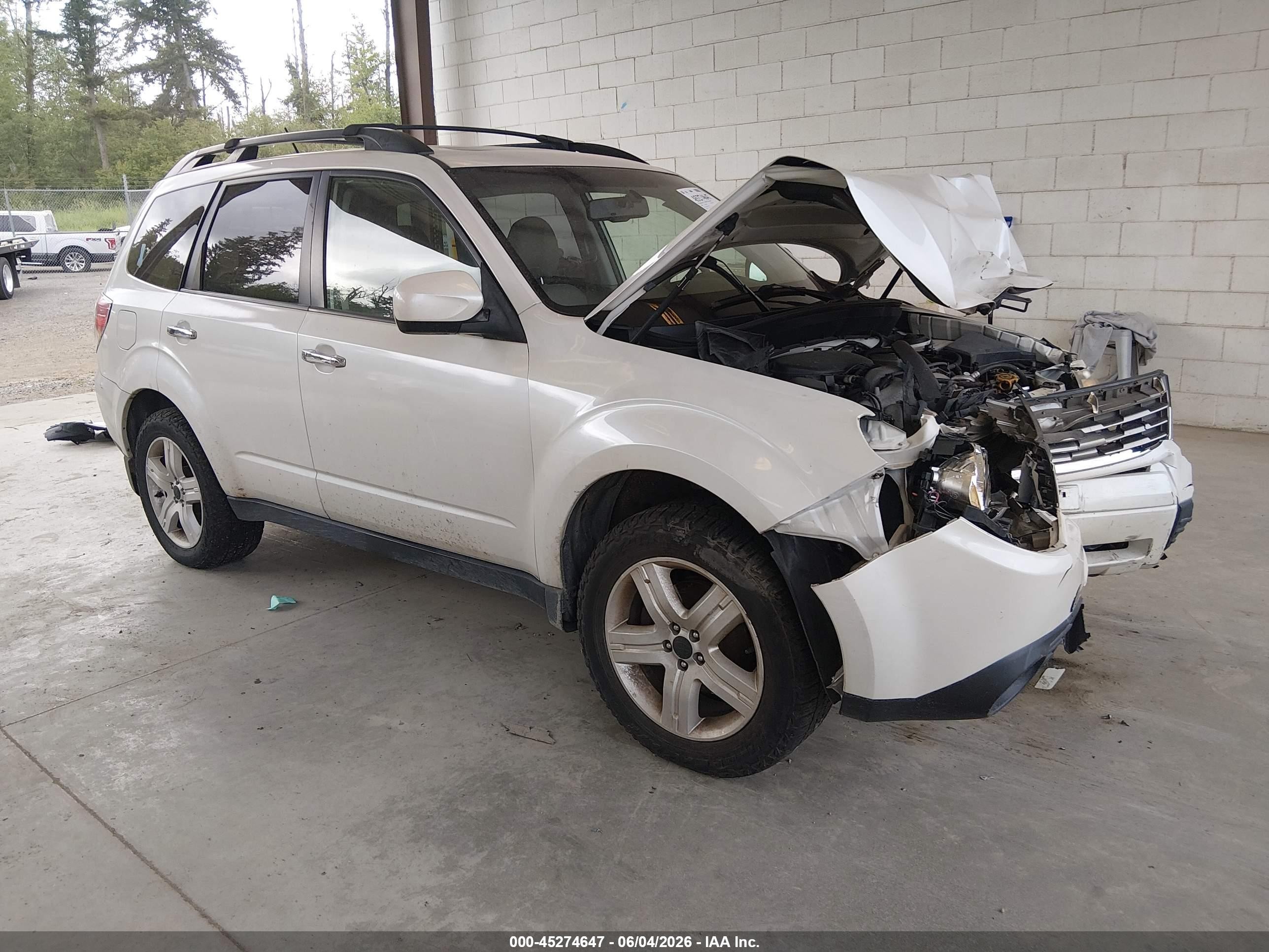 2009 Subaru Forester 2.5x White vin: JF2SH63669H794975