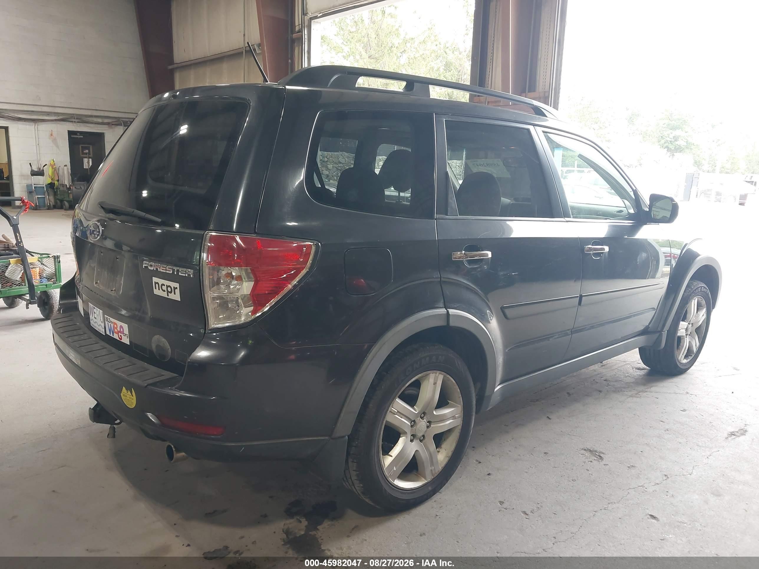 2009 Subaru Forester 2.5x Black vin: JF2SH63679G733477