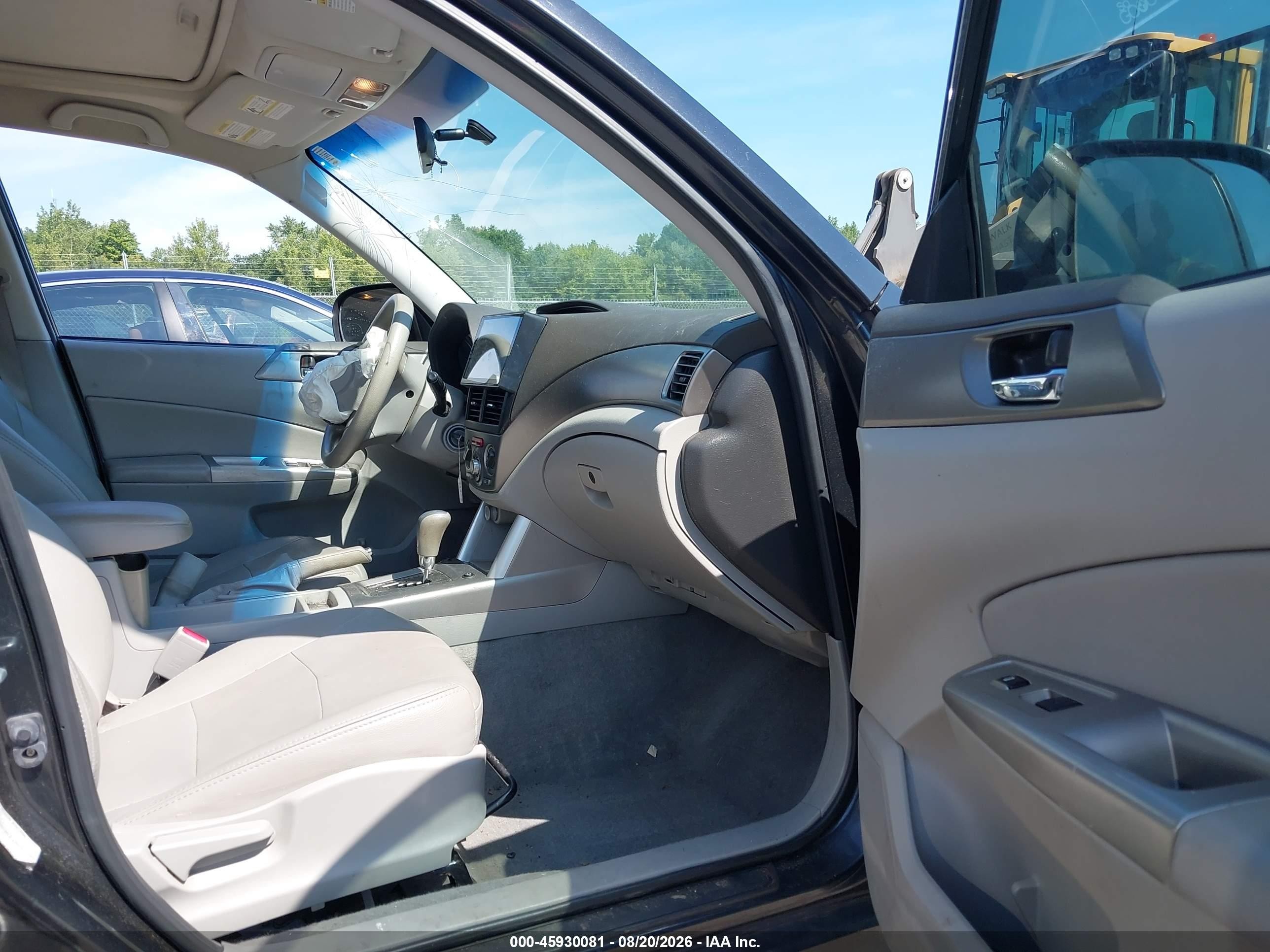 2009 Subaru Forester 2.5x Gray vin: JF2SH63679H710985
