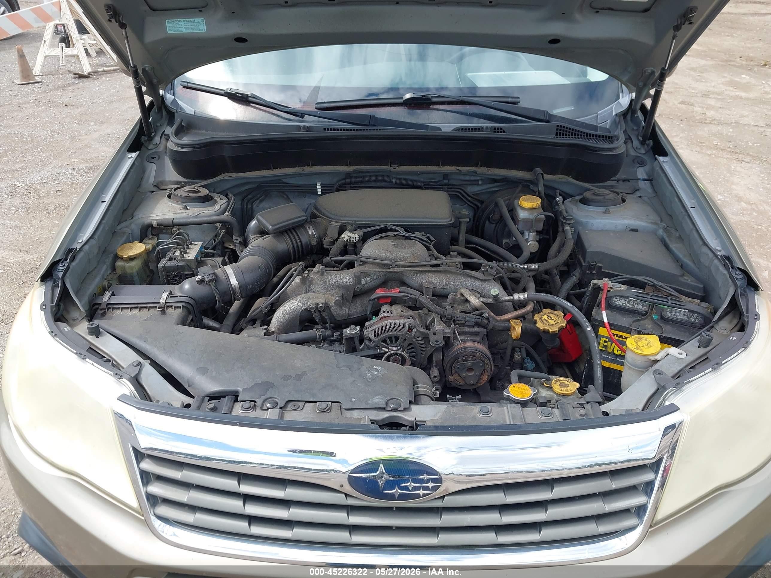 2009 Subaru Forester 2.5x Gold vin: JF2SH63679H721596