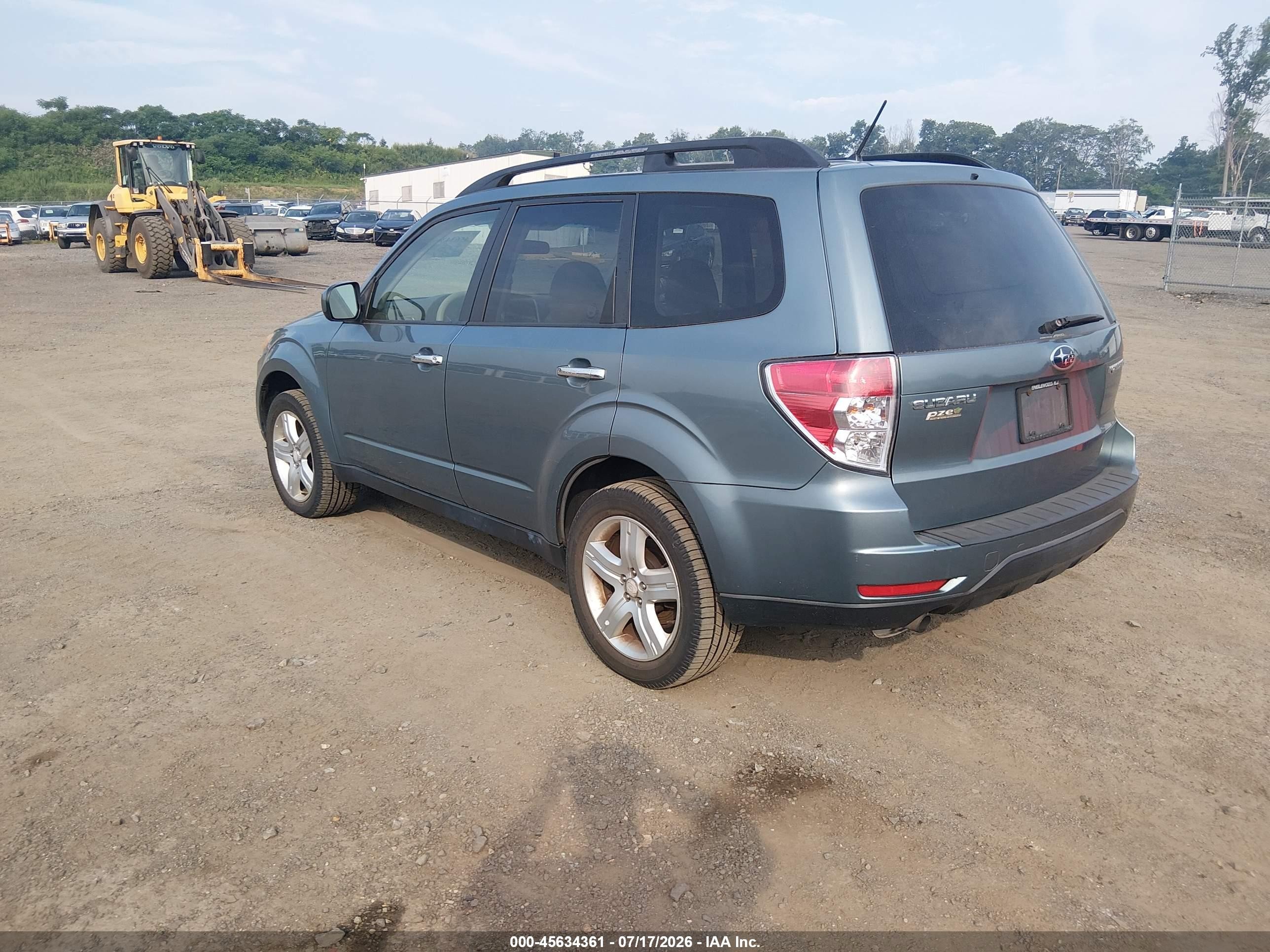 2009 Subaru Forester 2.5x Blue vin: JF2SH63679H784195