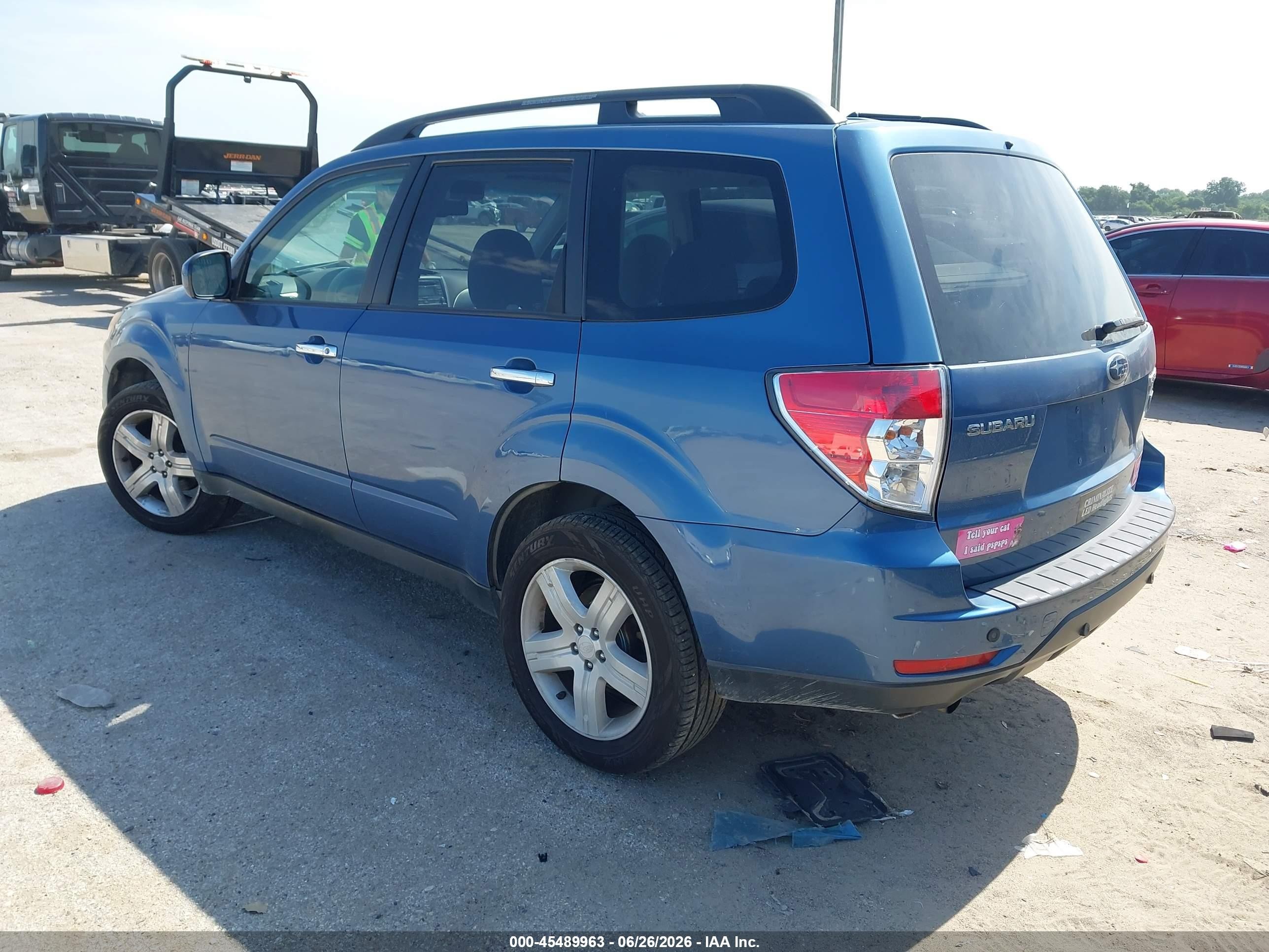 2009 Subaru Forester 2.5x Blue vin: JF2SH63679H795066