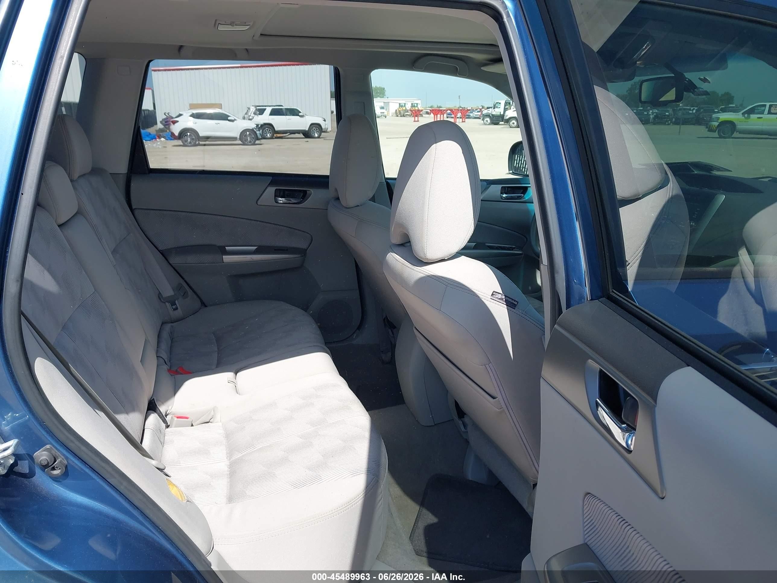 2009 Subaru Forester 2.5x Blue vin: JF2SH63679H795066
