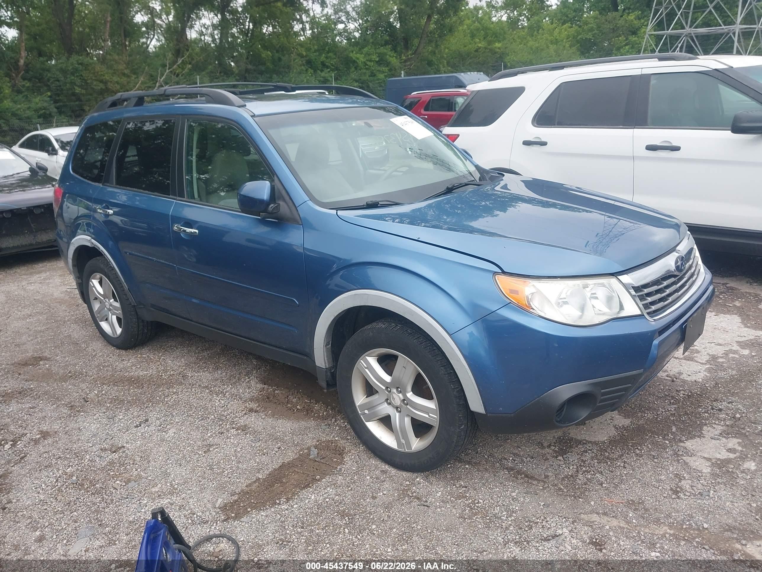 2009 Subaru Forester 2.5x Blue vin: JF2SH63689G715926