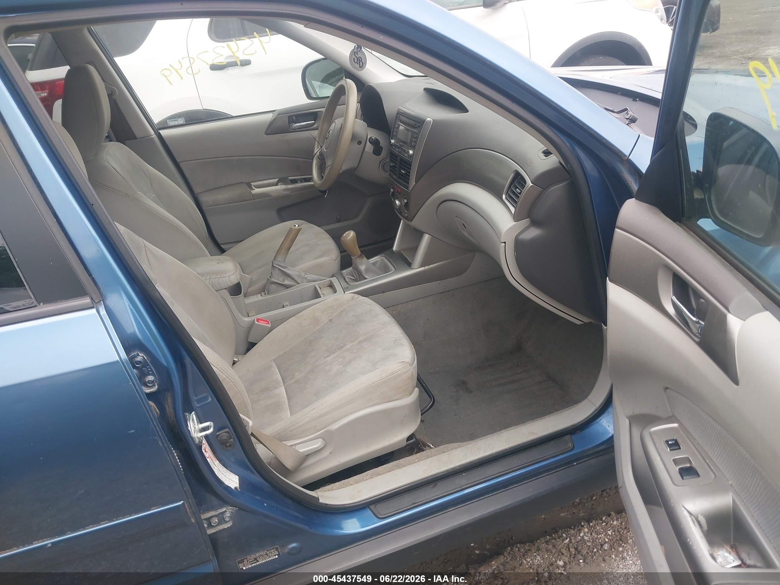 2009 Subaru Forester 2.5x Blue vin: JF2SH63689G715926