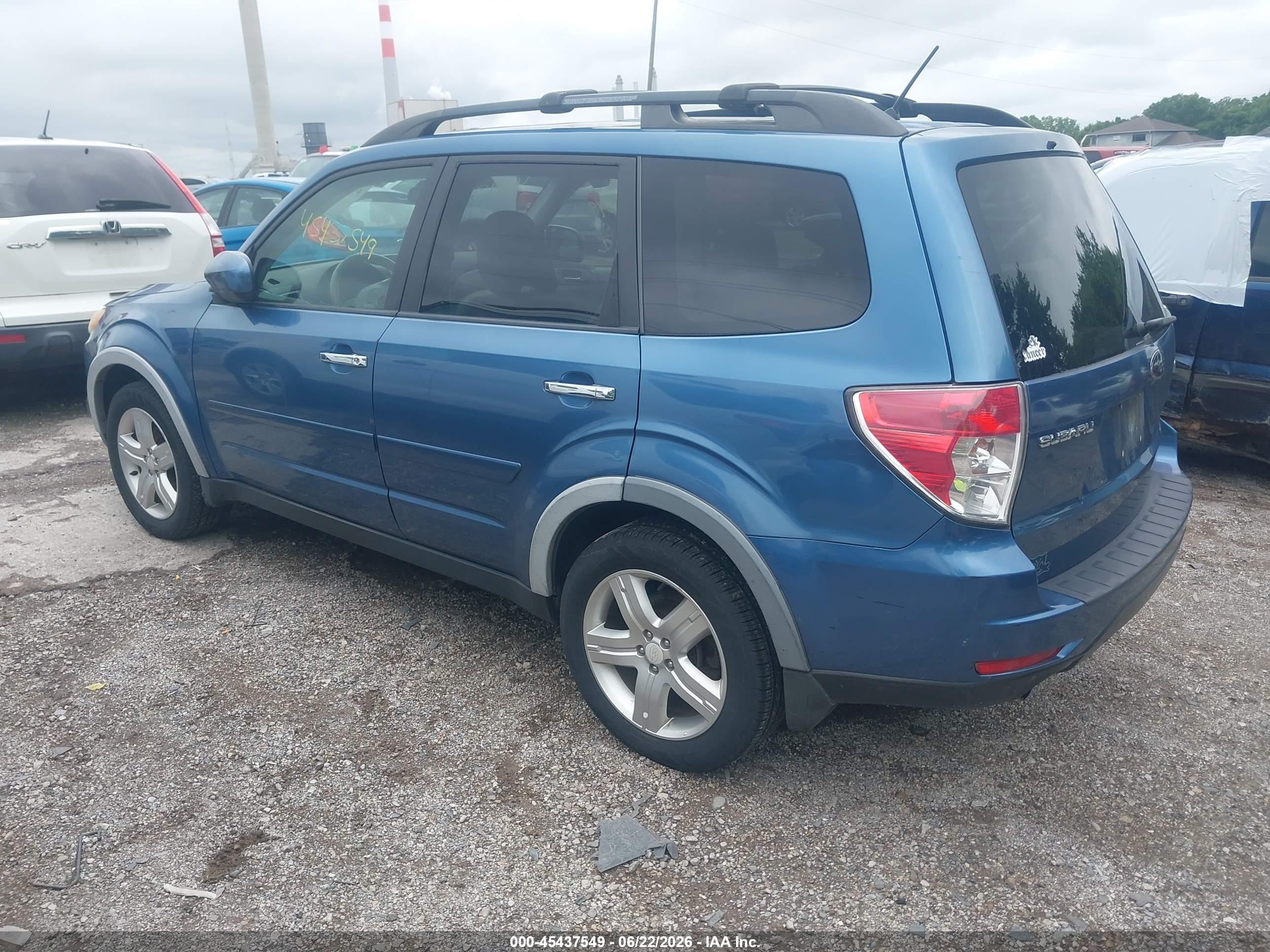 2009 Subaru Forester 2.5x Blue vin: JF2SH63689G715926